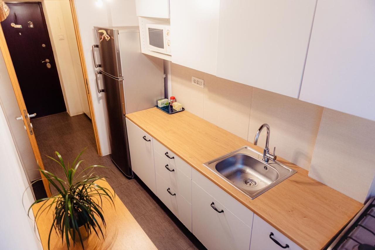 City Center Downtown Apartment Bucharest Exterior photo